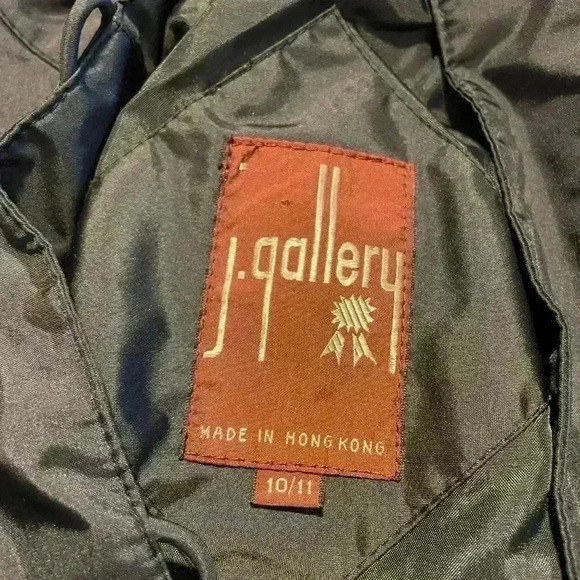 Adorable Vintage  JGALLERY rain coat. Button up. - Picture 3 of 7